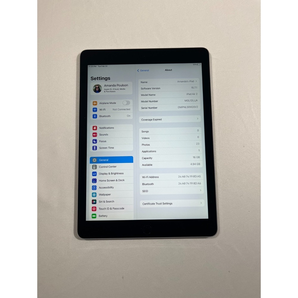 Apple iPad Air 2 16GB Space Gray Wi-Fi 9.7" Tablet MGL12LL/A A1566 Bundled Case